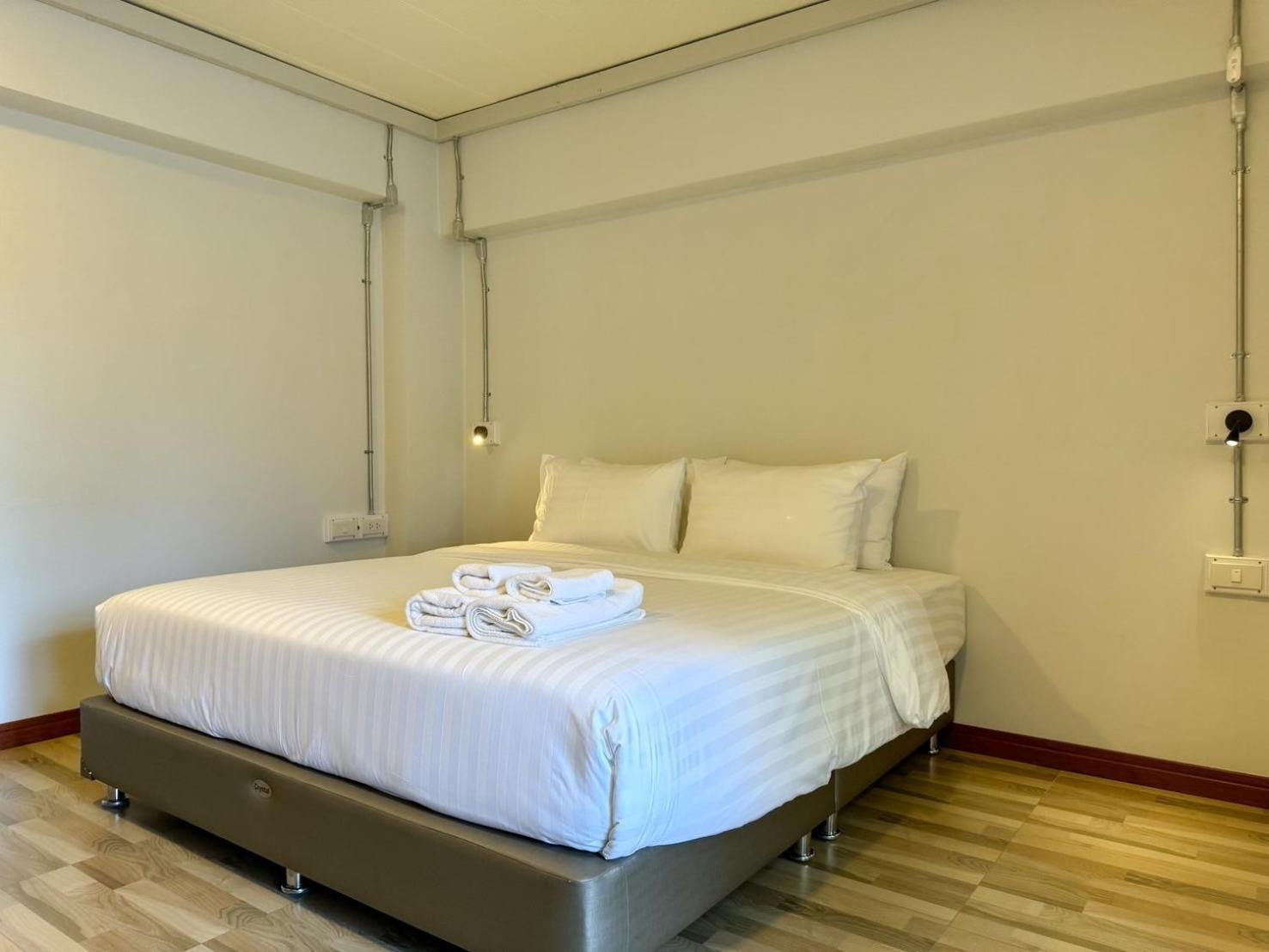 The Ten Hotel Thippanate Chiang Mai Bagian luar foto
