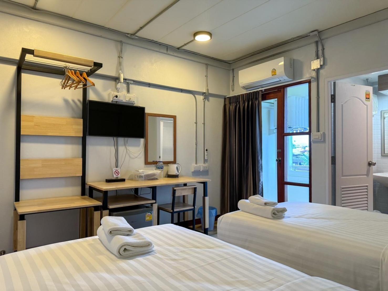 The Ten Hotel Thippanate Chiang Mai Bagian luar foto
