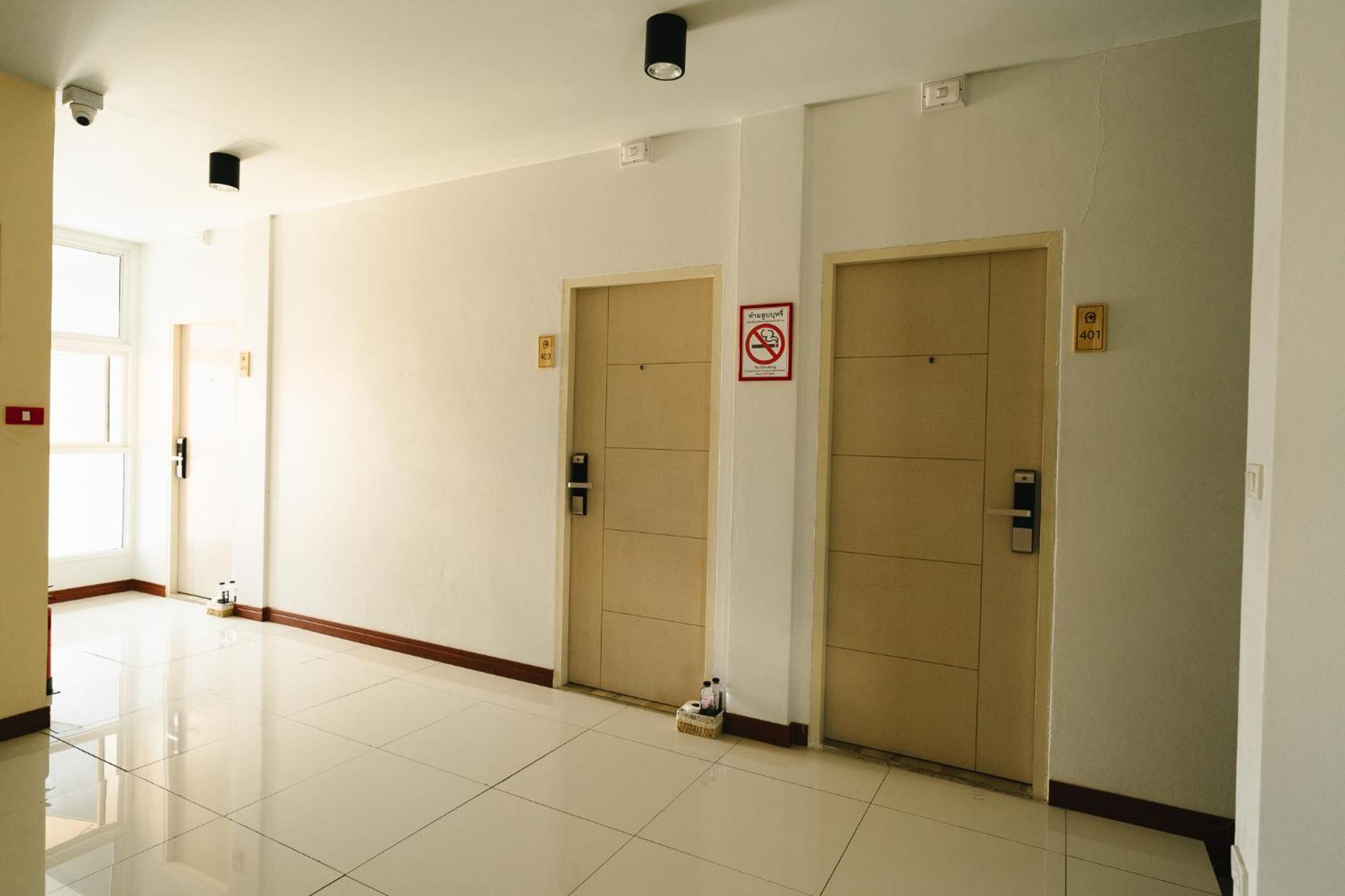 The Ten Hotel Thippanate Chiang Mai Bagian luar foto